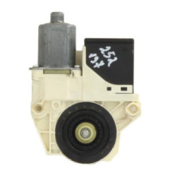 Moteur leve vitre arriere droit RENAULT MEGANE 3 Photo n°1