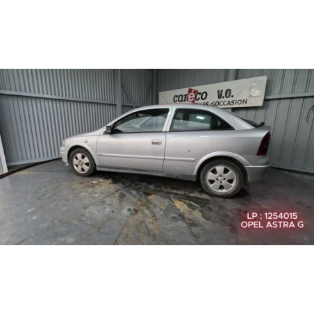 Attache ceinture avant droit OPEL ASTRA G Photo n°1