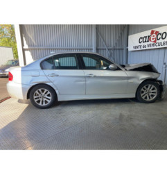 Pare boue arriere droit BMW SERIE 3 E90 Photo n°4