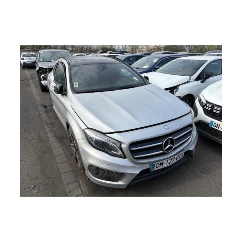 Renfort pare choc arriere (traverse) MERCEDES CLASSE GLA 156