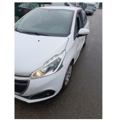 Ecran GPS PEUGEOT 208 1 Photo n°19