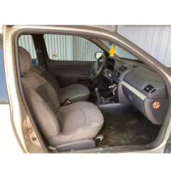 Moyeu avant gauche RENAULT CLIO 2 CAMPUS Photo n°4