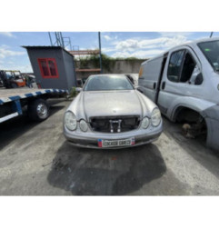 Moteur leve vitre avant droit MERCEDES CLASSE E 211 Photo n°4