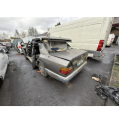 Optique avant secondaire gauche (feux)(clignotant) MERCEDES 300 W124 Photo n°12