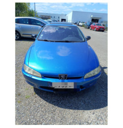 Vitre avant droit PEUGEOT 406 Photo n°7