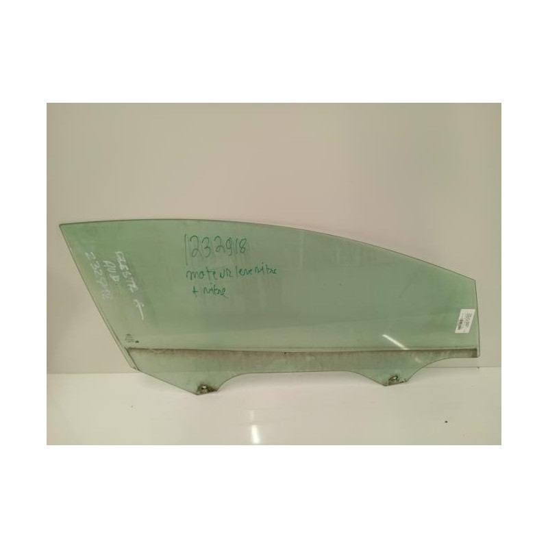 Vitre avant gauche FORD FIESTA 6
