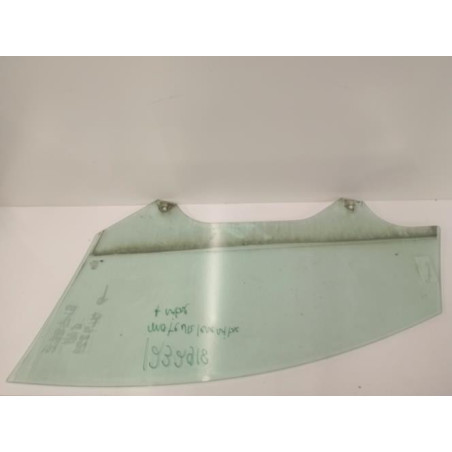 Vitre avant gauche FORD FIESTA 6