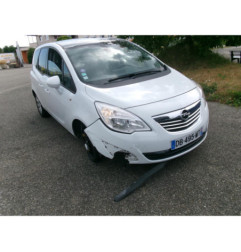 Compresseur clim OPEL MERIVA B Photo n°8