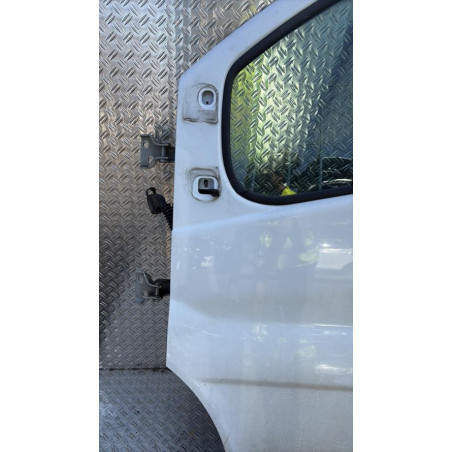 Porte avant gauche OPEL VIVARO 1