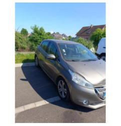 Ecran GPS PEUGEOT 208 1 Photo n°12