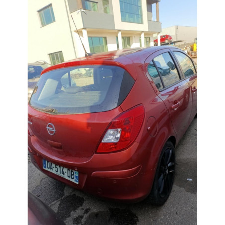 Volant OPEL CORSA D Photo n°1