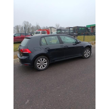 Malle/Hayon arriere VOLKSWAGEN GOLF 7
