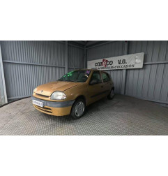 Pare choc arriere RENAULT CLIO 2