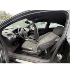 Ceinture arriere gauche OPEL ASTRA H Photo n°9