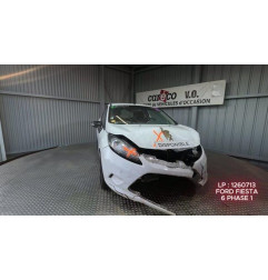 Compteur FORD FIESTA 6 Photo n°1