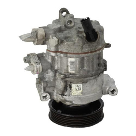 Compresseur clim VOLKSWAGEN GOLF 7 Photo n°1