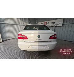 Volant SKODA SUPERB 2 Photo n°5