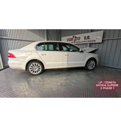 Volant SKODA SUPERB 2 Photo n°7