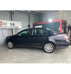 Pare choc arriere VOLKSWAGEN PASSAT 5 Photo n°7