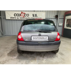 Pare boue avant gauche RENAULT CLIO 2 Photo n°8