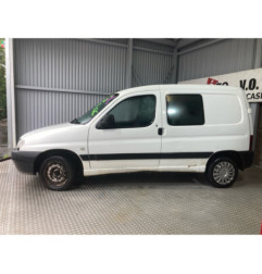 Aile avant droit PEUGEOT PARTNER 1