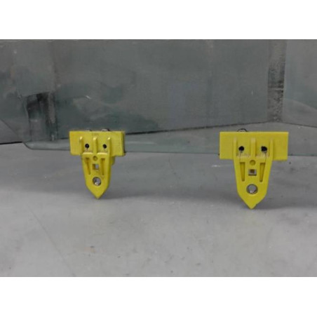 Vitre avant droit NISSAN NOTE 1