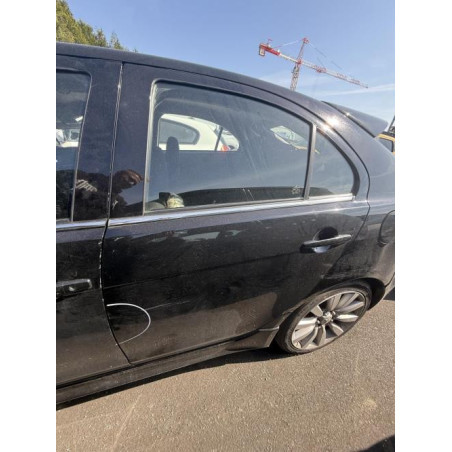 Porte arriere gauche MITSUBISHI LANCER 5 Photo n°1