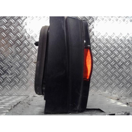 Feu arriere principal droit (feux) RENAULT R19