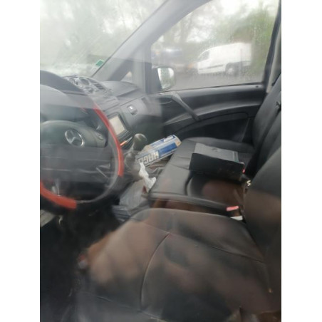 Ceinture avant droit MERCEDES VITO 639