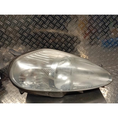 Optique avant principal droit (feux)(phare) FIAT GRANDE PUNTO Photo n°1