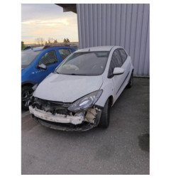 Moyeu avant gauche MAZDA 2 2 Photo n°20