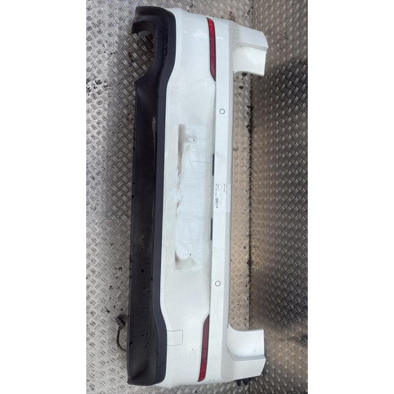 Pare choc arriere VOLKSWAGEN GOLF 8