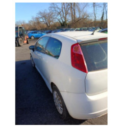 Feu arriere principal gauche (feux) FIAT GRANDE PUNTO Photo n°8