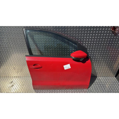Porte avant droit VOLKSWAGEN POLO 5 Photo n°1