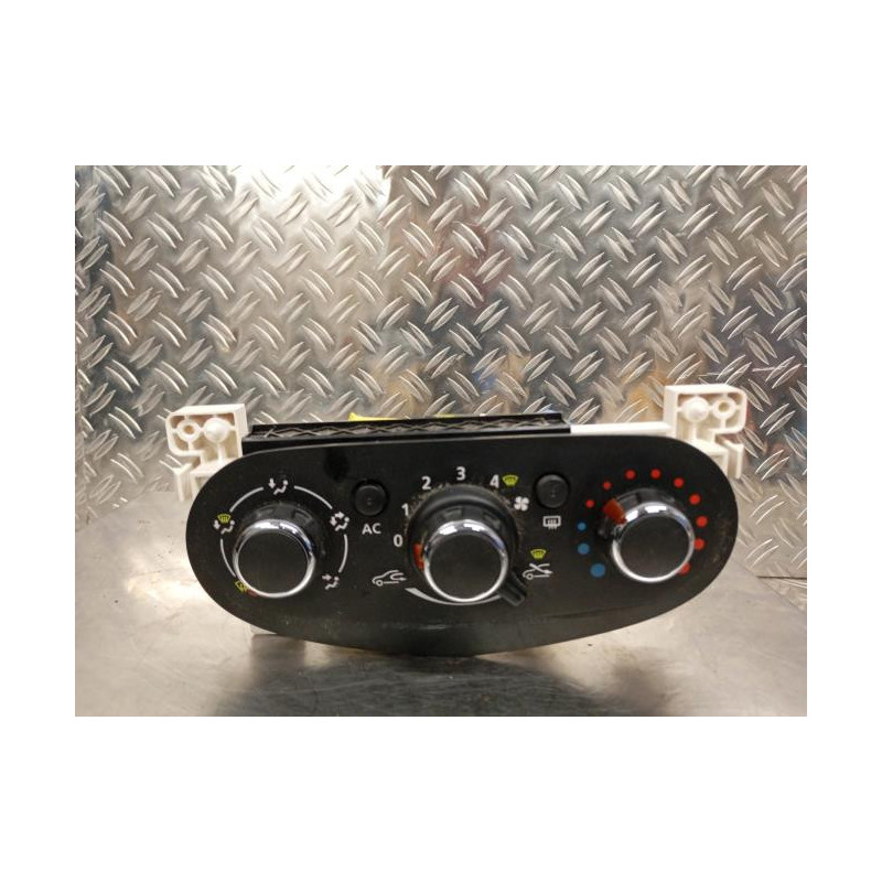 Commande chauffage DACIA SANDERO 2