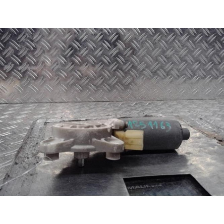 Moteur leve vitre avant droit MERCEDES CLASSE CLK 209 Photo n°1