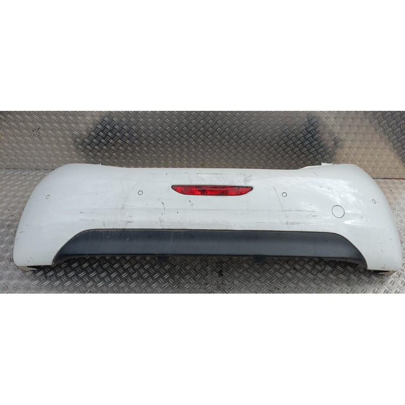 Pare choc arriere PEUGEOT 208 1