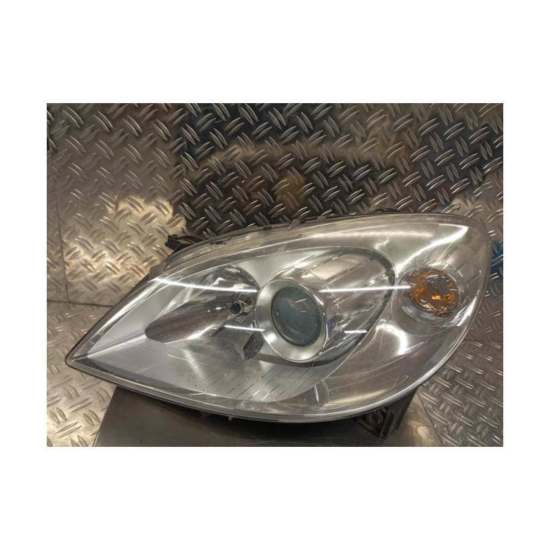 Optique avant principal gauche (feux)(phare) MERCEDES CLASSE B 245