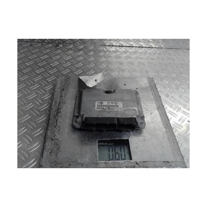 Calculateur moteur VOLKSWAGEN GOLF 4