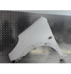 Aile avant gauche TOYOTA YARIS VERSO Photo n°1