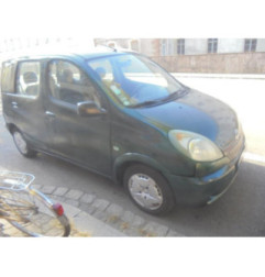 Aile avant gauche TOYOTA YARIS VERSO Photo n°11