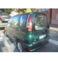 Aile avant gauche TOYOTA YARIS VERSO Photo n°13