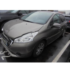 Ecran GPS PEUGEOT 208 1 Photo n°6