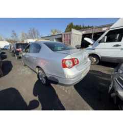 Moteur VOLKSWAGEN PASSAT 5 Photo n°8