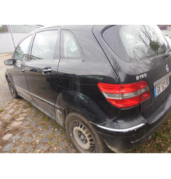 Capot MERCEDES CLASSE B 245 Photo n°8