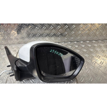 Retroviseur droit PEUGEOT 2008 1 Photo n°1