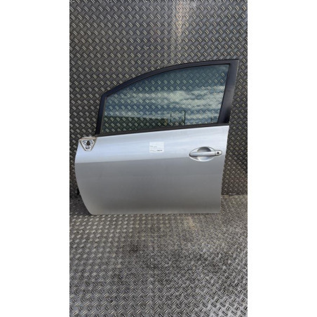 Porte avant gauche TOYOTA AURIS 1 Photo n°1