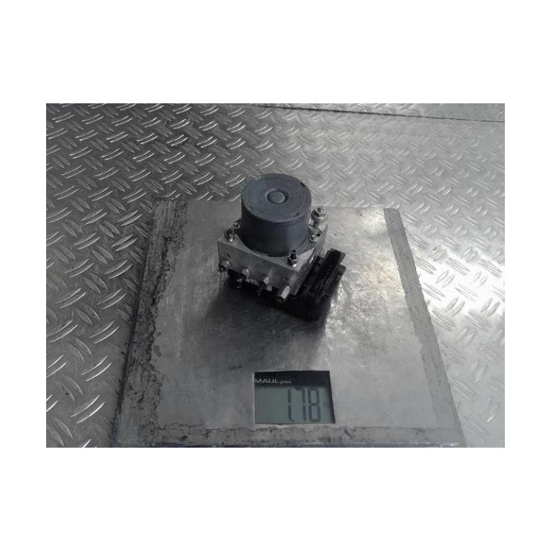 Bloc ABS (freins anti-blocage) TOYOTA AURIS 1