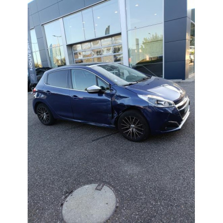 Alternateur PEUGEOT 208 1 Photo n°1