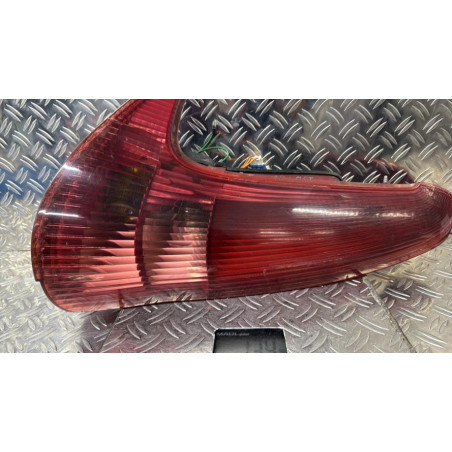 Feu arriere principal gauche (feux) PEUGEOT 206